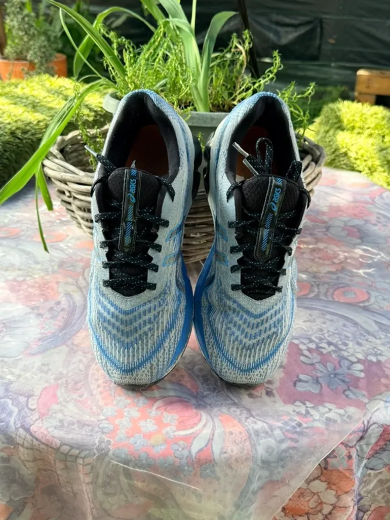 Used Asics Gel-Quantum 180 VII bike — image 3 of 6