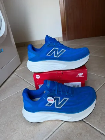Used New Balance Fresh Foam X More v6 Running Shoes