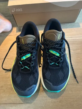 Tweedehands Asics Trabuco 14 bike — afbeelding 2 van 5