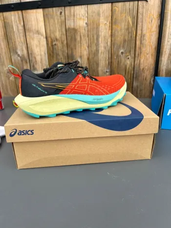 Used Asics Running Shoes Running Shoes