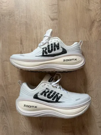 Tweedehands Nike Vomero Plus bike — afbeelding 10 van 13