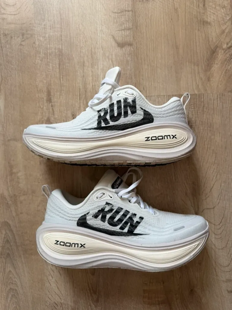 Tweedehands Nike Vomero Plus bike — afbeelding 10 van 13