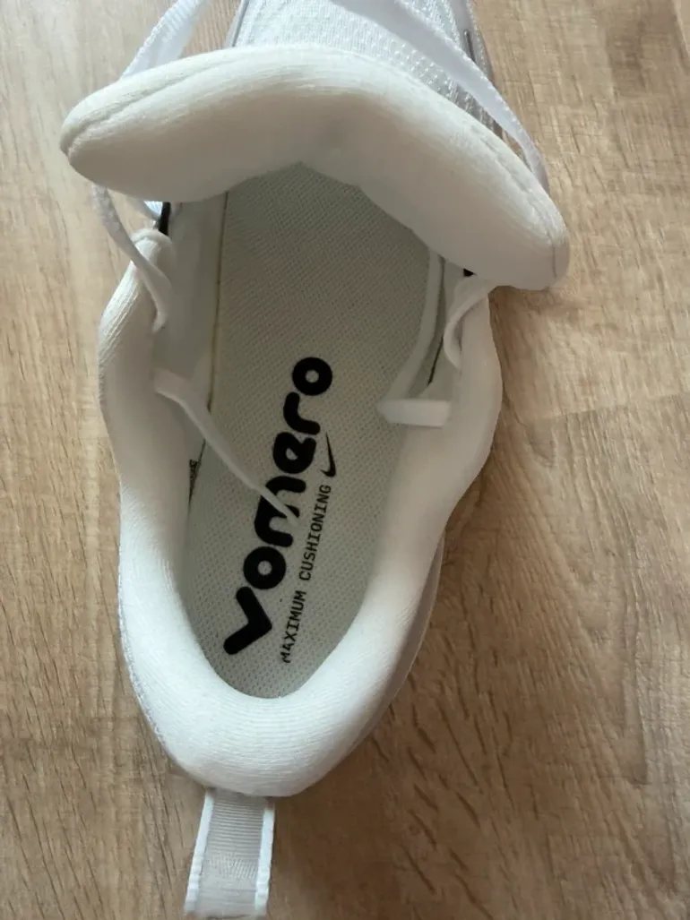 Tweedehands Nike Vomero Plus bike — afbeelding 8 van 13