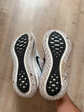 Tweedehands Nike Vomero Plus bike — afbeelding 12 van 13