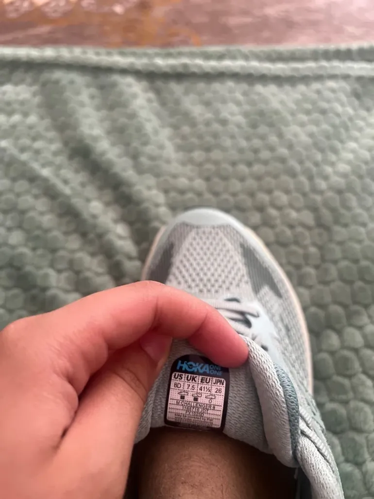 Used Hoka Challenger 8 bike — image 7 of 7