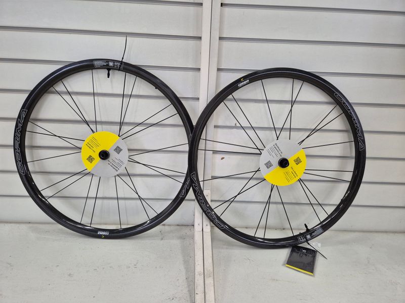 Used Corima WS EVO 32 DX Disk 2024 bike — image 1 of 5