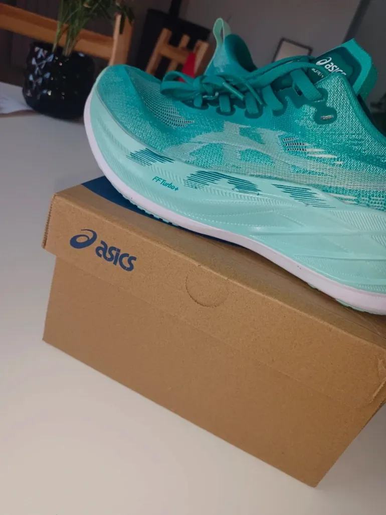 Gebrauchtes Asics Superblast 2 bike — Bild 4 von 5