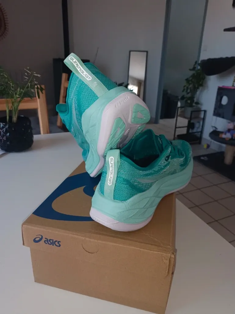 Gebrauchtes Asics Superblast 2 bike — Bild 2 von 5
