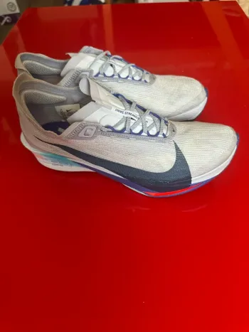 Used Nike Streakfly 2 Running Shoes