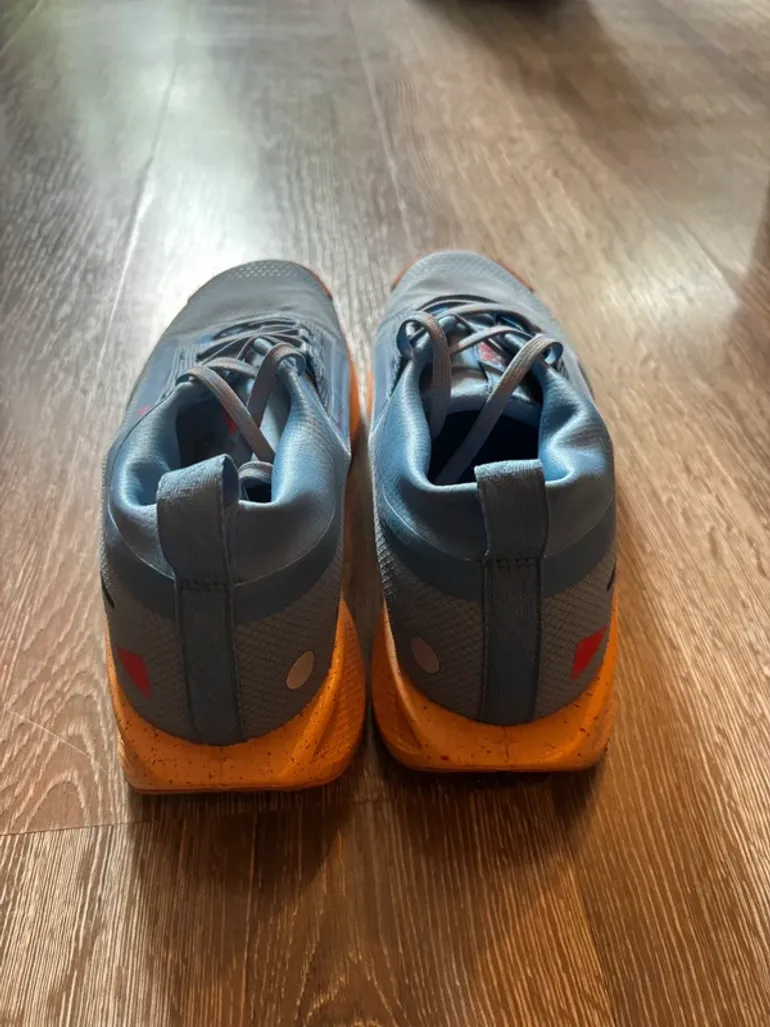Used Nike Trail ATC Goretex bike — image 4 of 6