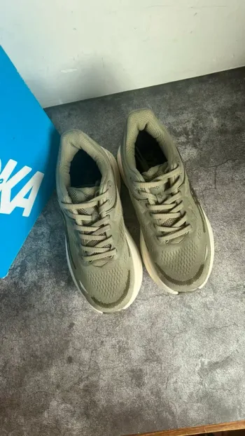 Used Hoka Bondi 9 bike — image 3 of 6