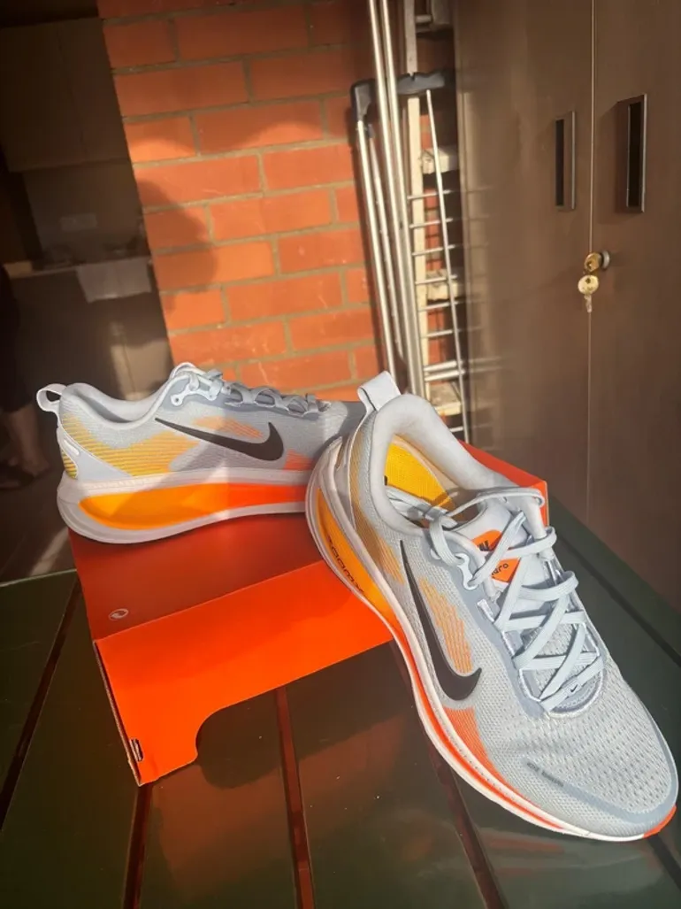 Used Nike Vomero 18 bike — image 6 of 8