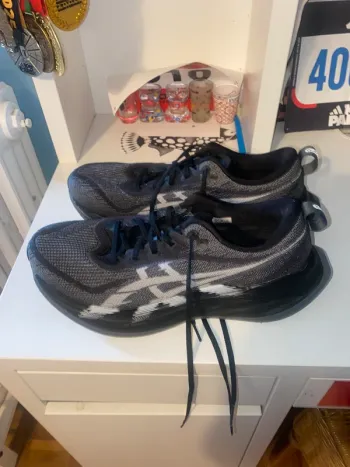 Used Asics Superblast 2 Running Shoes