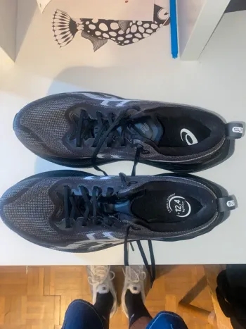 Used Asics Superblast 2 bike — image 4 of 6