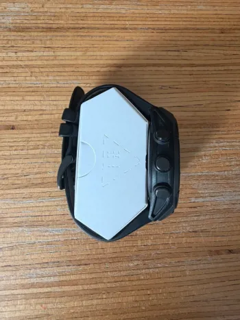Used Garmin Fénix 8 AMOLED Sapphire bike — image 6 of 10