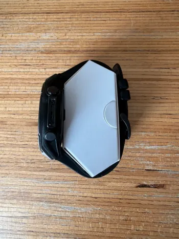 Used Garmin Fénix 8 AMOLED Sapphire bike — image 5 of 10