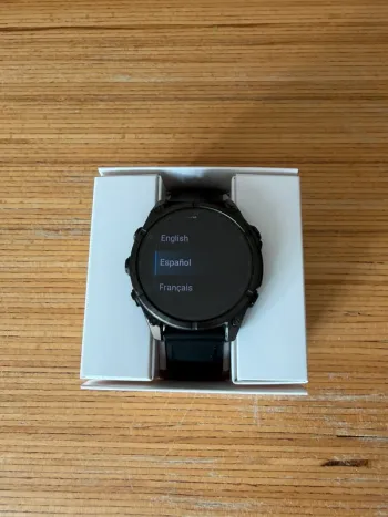 Used Garmin Fénix 8 AMOLED Sapphire bike — image 9 of 10
