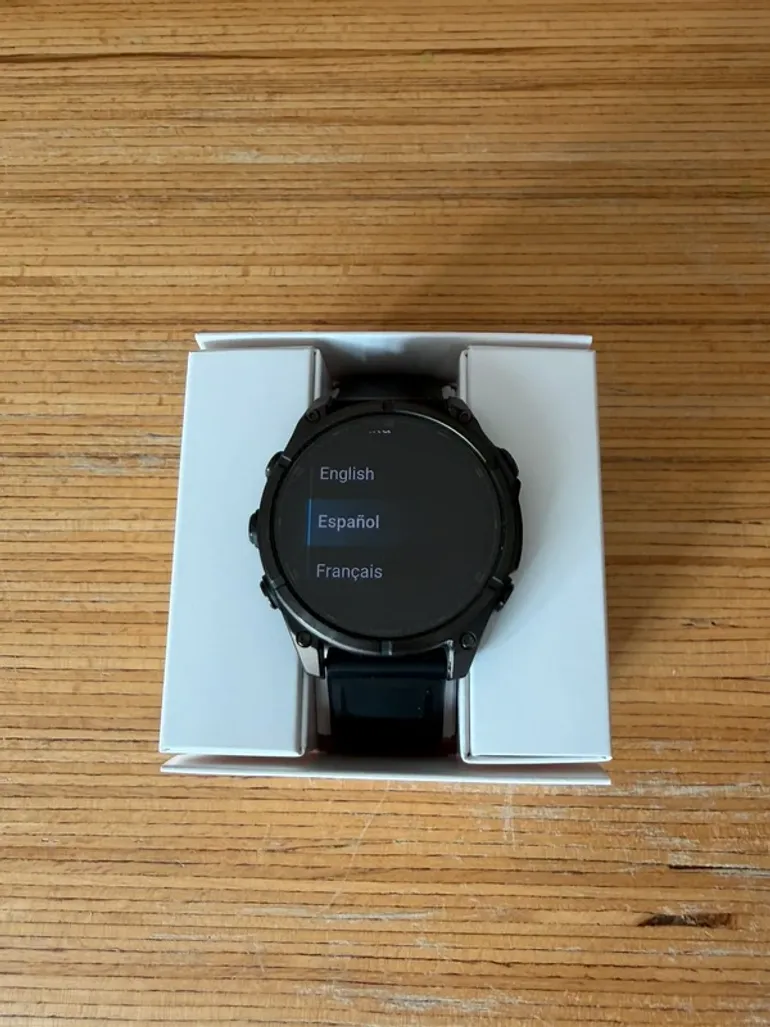 Used Garmin Fénix 8 AMOLED Sapphire bike — image 9 of 10