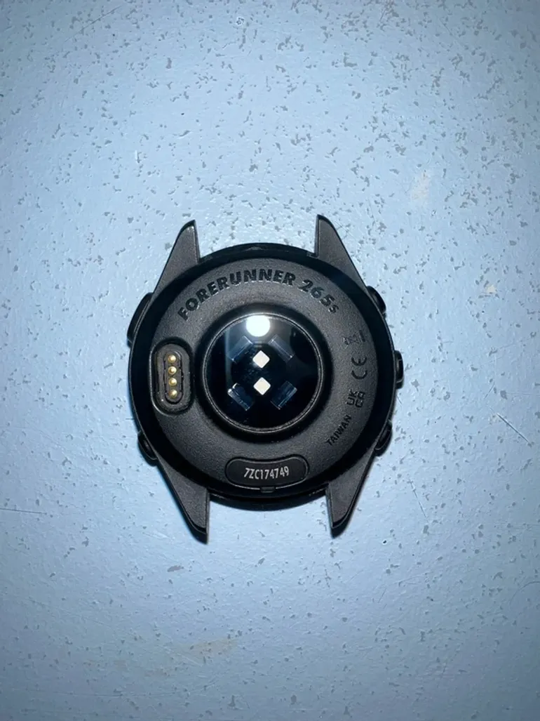 Used Garmin Forerunner 265s Music bike — image 2 of 5