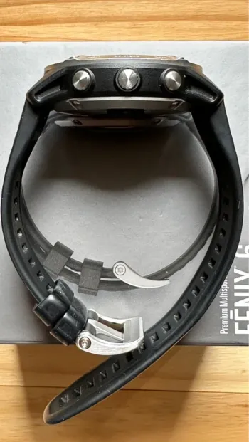 Used Garmin Fenix 6 bike — image 3 of 4