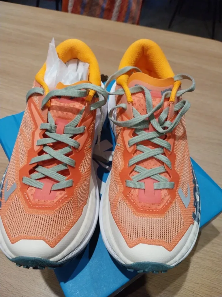 Used Hoka Mafate X bike — image 2 of 5