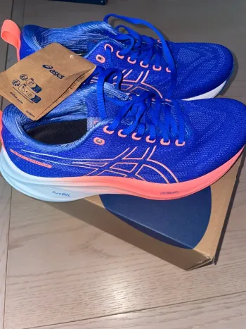 Tweedehands Asics GEL-SAIUN 3 bike — afbeelding 2 van 6