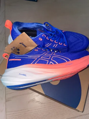Tweedehands Asics GEL-SAIUN 3 bike — afbeelding 5 van 6