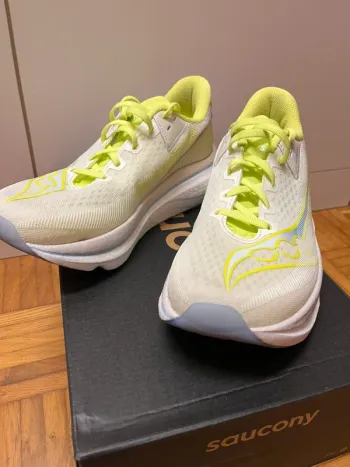 Used Saucony Endorphine Azura bike — image 2 of 4