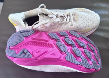 Tweedehands Hoka Clifton 9 bike — afbeelding 6 van 9