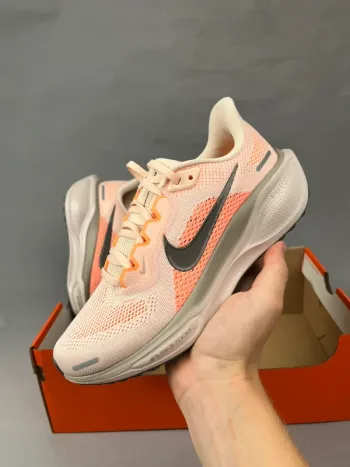 Used Pegasus Air Zoom 41 Running Shoes