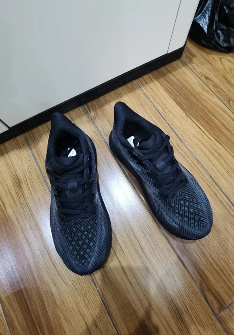 Brugt Hoka Shoes Black Size 39 bike — billede 2 af 4