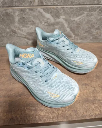 Used Hoka Turquoise Running Shoes size 38 bike — image 4 of 4