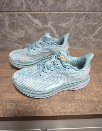 Used Hoka Turquoise Running Shoes size 38 Running Shoes
