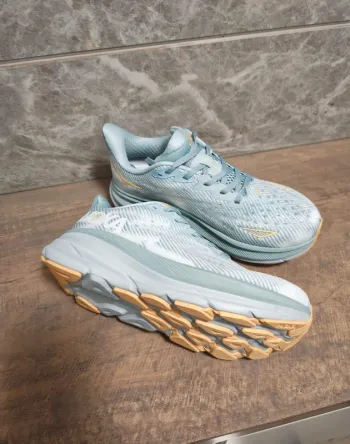 Used Hoka Turquoise Running Shoes size 38 bike — image 2 of 4