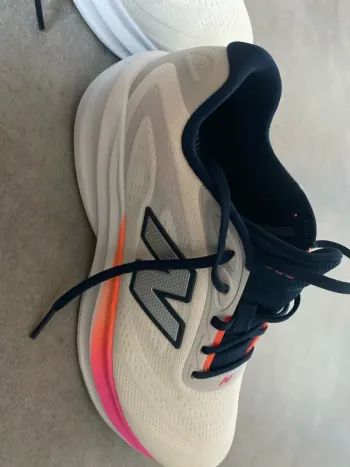 Używany New Balance 680 Running Shoes