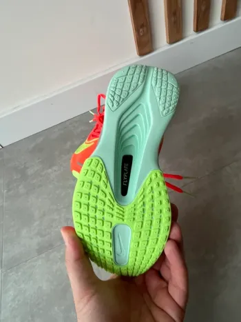 Used Pegasus Nike ZoomX Fly 6 bike — image 7 of 8