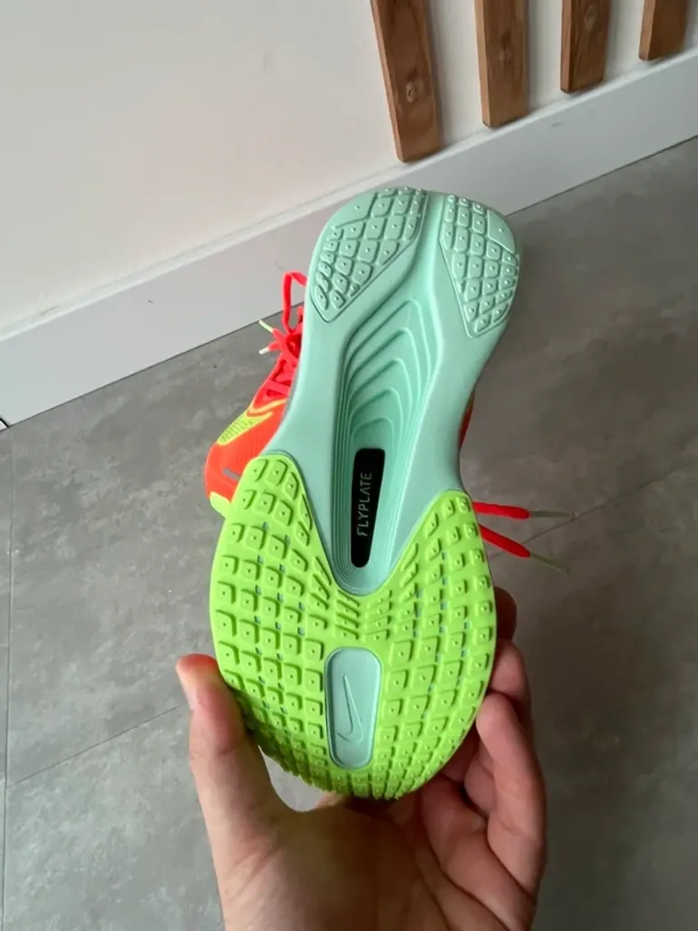 Used Pegasus Nike ZoomX Fly 6 bike — image 7 of 8
