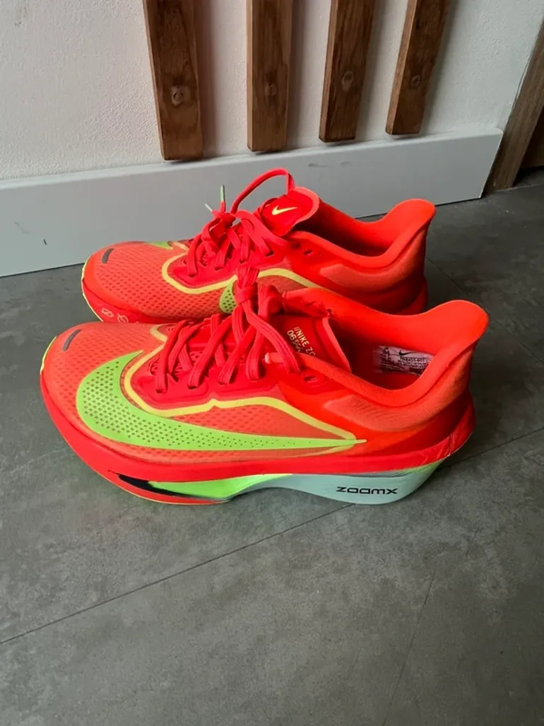 Used Pegasus Nike ZoomX Fly 6 bike — image 2 of 8