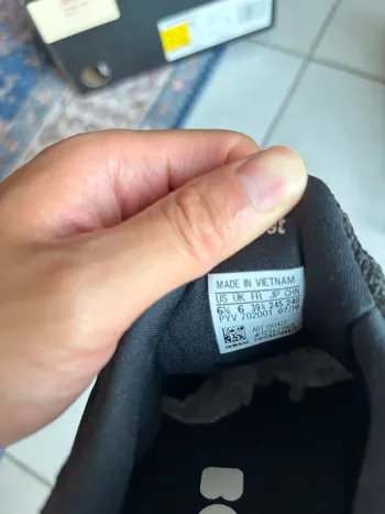 Tweedehands Adidas Ultraboost bike — afbeelding 6 van 6