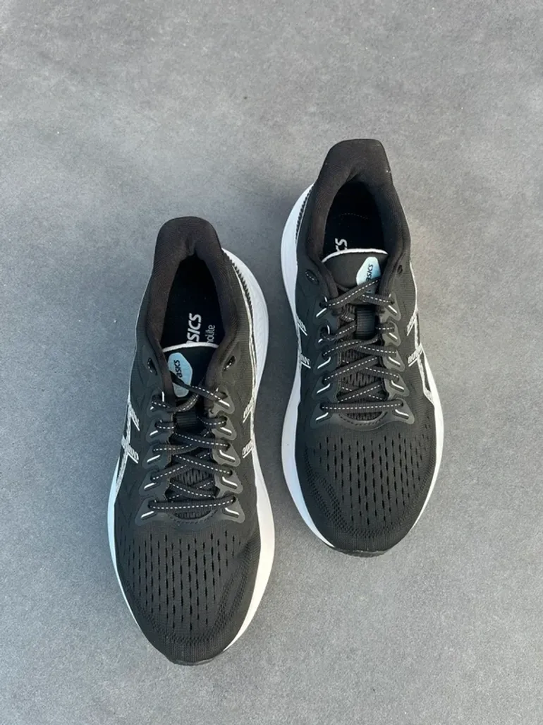 Used Asics GEL-Pursue 10 bike — image 3 of 6