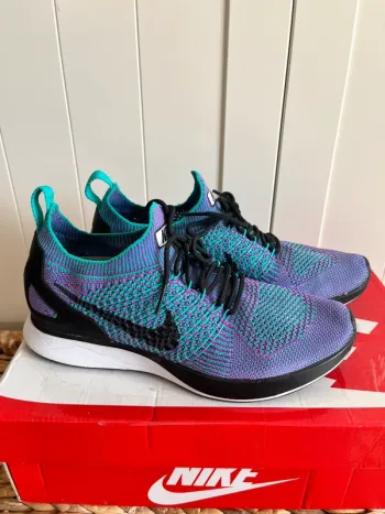 Käytetty Nike Air Zoom Mariah Flyknit Running Shoes