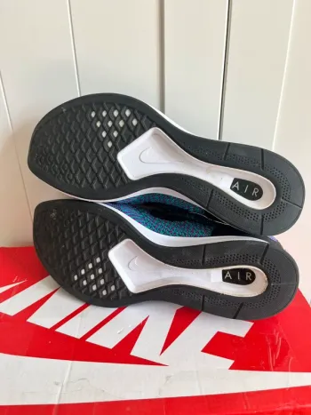 Käytetty Nike Air Zoom Mariah Flyknit bike — kuva 4 / 5