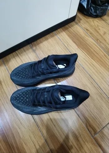 Tweedehands Hoka Black shoes size 38 bike — afbeelding 3 van 4