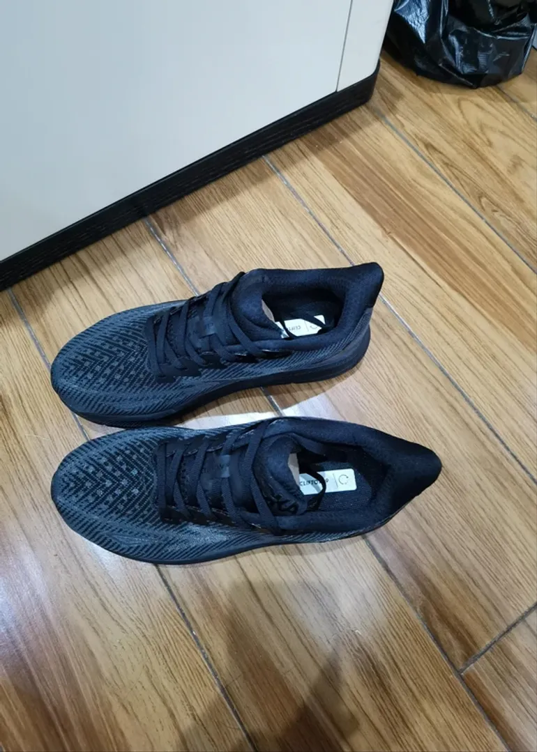 Tweedehands Hoka Black shoes size 38 bike — afbeelding 3 van 4