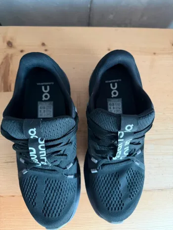 Gebrauchtes On Running Cloudsurfer bike — Bild 4 von 7