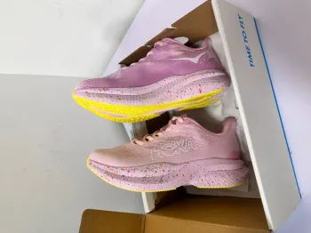 Used Rose Hoka Shoes Pink size 39 bike — image 3 of 5