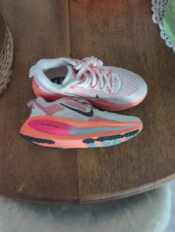 Tweedehands Nike Vomero Running Shoes