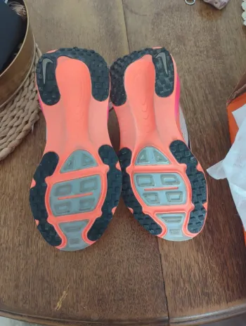 Käytetty Nike Vomero bike — kuva 6 / 6