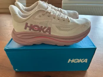 Używany Ideal Clifton 10 Running Shoes