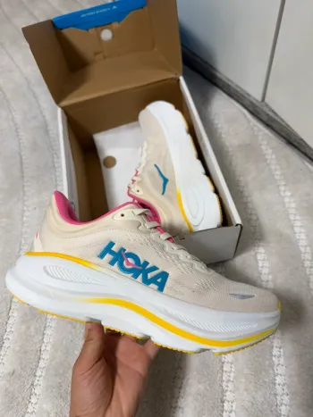 Hoka Bondi 9 Running Shoes usato
